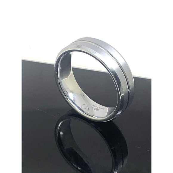 Men's Wedding Band Silver Tungsten Stainless Steel 8mm Ring Size 13.5 - Picture 3 of 14